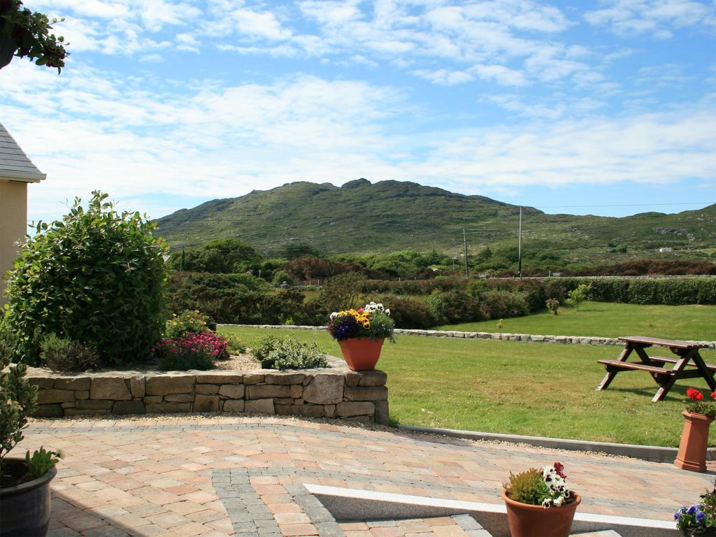 Rush Lake House Bed & Breakfast Clifden Oda fotoğraf